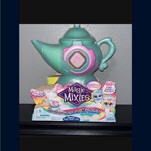 New kids magic Mixies lamp